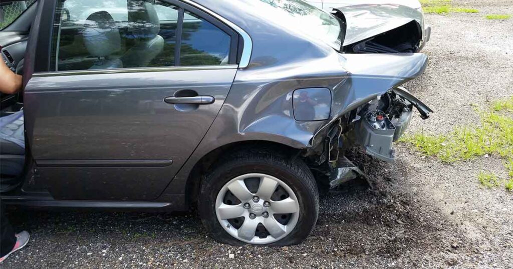 Verhalten-nach-einem-Autounfall-Verkehrsunfall